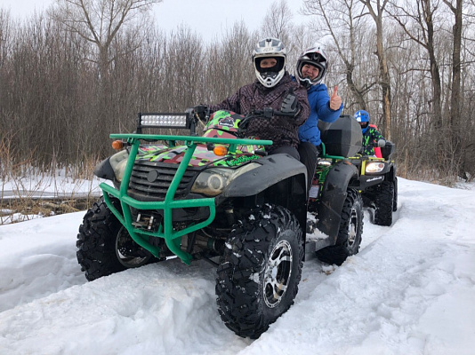 Прокат квадроциклов летом в Оренбурге. Сервис Ultra Подарки. Подарочный сертификат на прокат квадроциклов летом и зимой в Оренбурге. Закажите катание на квадроциклах недорого и наслаждайтесь активным отдыхом с друзьями. Выбирайте живописные маршруты для езды на квадроциклах. Сервис UltraPodarki.ru 8800-505-9530. Катание на квадроциклах, Прокат квадроциклов, езда на квадроцикле, прокат квадроциклов Оренбург, катание на квадроциклах Оренбург, Катание на квадроциклах зимой, Катание на квадроциклах летом, Сертификат на катание на квадроциклах 

