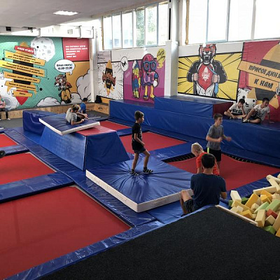  Батутный центр в Оренбурге. Сервис Ultra Подарки. Купить подарочный сертификат в батутный центр, попробуйте прыжки на батуте в Оренбурге. Сервис UltraPodarki.ru 8 (800) 555 95-30.. Батутный центр , батутный центр, батутный центр цены, батутный центр в Оренбурге,  батутный парк, батут прыгать, прыжки +на батуте, батут Оренбург, батут спорт