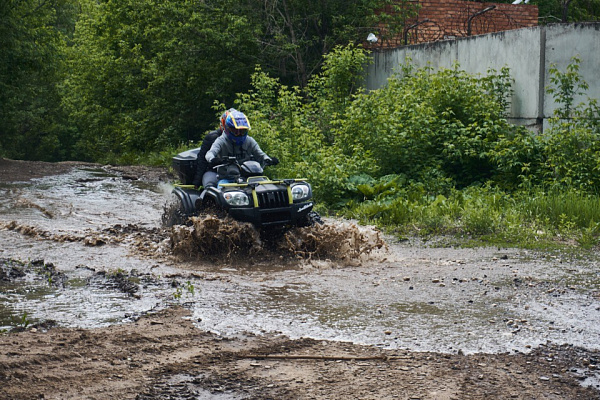 Прокат квадроциклов летом в Оренбурге. Сервис Ultra Подарки. Подарочный сертификат на прокат квадроциклов летом и зимой в Оренбурге. Закажите катание на квадроциклах недорого и наслаждайтесь активным отдыхом с друзьями. Выбирайте живописные маршруты для езды на квадроциклах. Сервис UltraPodarki.ru 8800-505-9530. Катание на квадроциклах, Прокат квадроциклов, езда на квадроцикле, прокат квадроциклов Оренбург, катание на квадроциклах Оренбург, Катание на квадроциклах зимой, Катание на квадроциклах летом, Сертификат на катание на квадроциклах 

