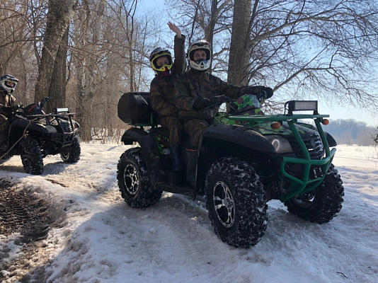 Прокат квадроциклов летом в Оренбурге. Сервис Ultra Подарки. Подарочный сертификат на прокат квадроциклов летом и зимой в Оренбурге. Закажите катание на квадроциклах недорого и наслаждайтесь активным отдыхом с друзьями. Выбирайте живописные маршруты для езды на квадроциклах. Сервис UltraPodarki.ru 8800-505-9530. Катание на квадроциклах, Прокат квадроциклов, езда на квадроцикле, прокат квадроциклов Оренбург, катание на квадроциклах Оренбург, Катание на квадроциклах зимой, Катание на квадроциклах летом, Сертификат на катание на квадроциклах 

