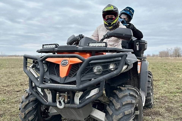 Катание на квадроциклах в Оренбурге. Сервис Ultra Подарки. Подарочный сертификат на катание на квадроциклах в Оренбурге. Закажите катание на квадроциклах недорого и наслаждайтесь активным отдыхом с друзьями. Выбирайте живописные маршруты для езды на квадроциклах. Сервис UltraPodarki.ru 8800-505-9530. Катание на квадроциклах, Прокат квадроциклов, езда на квадроцикле, прокат квадроциклов Оренбург, катание на квадроциклах Оренбург, Катание на квадроциклах зимой, Катание на квадроциклах летом, Сертификат на катание на квадроциклах 

