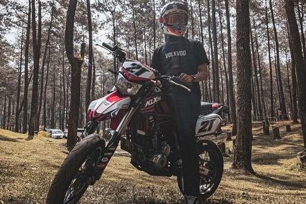 Катание на мотоцикле в Оренбурге. ULTRA ПОДАРКИ. Купить катание на мотоцикле в Оренбурге. Попробовав езду на мотоциклах, вы получите порцию адреналина и невероятные эмоции. Сервис: UltraPodarki.ru 8 800 505 95 30.. Катание на мотоцикле в Оренбурге, прокат мотоциклов Оренбург, катание на мотоциклах, прокат мотоцикла, езда на мотоцикле Оренбург, езда на мотоцикле, мотопрогулка Оренбург, мотопрогулка, поездки на байке, личный мотоцикл, катание на мотоцикле, мотоциклетный шлем, увлечение поездками на мотоцикле, пристрастие к мотоциклам, сертификат на поездку на мотоцикле, прокатиться на мотоцикле, мото-транспорт, мото-треки, мото-поездки, езда на мотоцикле в Оренбурге, катание на мотоцикле в Оренбурге, мотоклуб в Оренбурге
