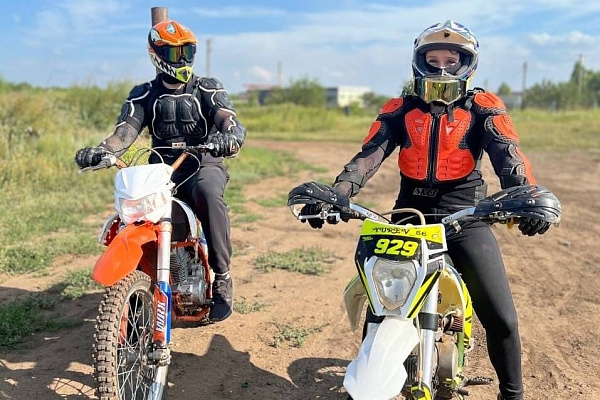 Катание на мотоцикле в Оренбурге. ULTRA ПОДАРКИ. Купить катание на мотоцикле в Оренбурге. Попробовав езду на мотоциклах, вы получите порцию адреналина и невероятные эмоции. Сервис: UltraPodarki.ru 8 800 505 95 30.. Катание на мотоцикле в Оренбурге, прокат мотоциклов Оренбург, катание на мотоциклах, прокат мотоцикла, езда на мотоцикле Оренбург, езда на мотоцикле, мотопрогулка Оренбург, мотопрогулка, поездки на байке, личный мотоцикл, катание на мотоцикле, мотоциклетный шлем, увлечение поездками на мотоцикле, пристрастие к мотоциклам, сертификат на поездку на мотоцикле, прокатиться на мотоцикле, мото-транспорт, мото-треки, мото-поездки, езда на мотоцикле в Оренбурге, катание на мотоцикле в Оренбурге, мотоклуб в Оренбурге
