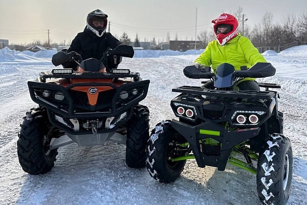 Катание на квадроциклах в Оренбурге. Сервис Ultra Подарки. Подарочный сертификат на катание на квадроциклах в Оренбурге. Закажите катание на квадроциклах недорого и наслаждайтесь активным отдыхом с друзьями. Выбирайте живописные маршруты для езды на квадроциклах. Сервис UltraPodarki.ru 8800-505-9530. Катание на квадроциклах, Прокат квадроциклов, езда на квадроцикле, прокат квадроциклов Оренбург, катание на квадроциклах Оренбург, Катание на квадроциклах зимой, Катание на квадроциклах летом, Сертификат на катание на квадроциклах 

