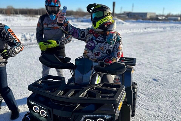 Катание на квадроциклах в Оренбурге. Сервис Ultra Подарки. Подарочный сертификат на катание на квадроциклах в Оренбурге. Закажите катание на квадроциклах недорого и наслаждайтесь активным отдыхом с друзьями. Выбирайте живописные маршруты для езды на квадроциклах. Сервис UltraPodarki.ru 8800-505-9530. Катание на квадроциклах, Прокат квадроциклов, езда на квадроцикле, прокат квадроциклов Оренбург, катание на квадроциклах Оренбург, Катание на квадроциклах зимой, Катание на квадроциклах летом, Сертификат на катание на квадроциклах 

