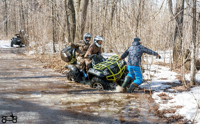 Прокат квадроциклов летом в Оренбурге. Сервис Ultra Подарки. Подарочный сертификат на прокат квадроциклов летом и зимой в Оренбурге. Закажите катание на квадроциклах недорого и наслаждайтесь активным отдыхом с друзьями. Выбирайте живописные маршруты для езды на квадроциклах. Сервис UltraPodarki.ru 8800-505-9530. Катание на квадроциклах, Прокат квадроциклов, езда на квадроцикле, прокат квадроциклов Оренбург, катание на квадроциклах Оренбург, Катание на квадроциклах зимой, Катание на квадроциклах летом, Сертификат на катание на квадроциклах 

