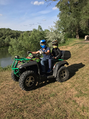 Прокат квадроциклов летом в Оренбурге. Сервис Ultra Подарки. Подарочный сертификат на прокат квадроциклов летом и зимой в Оренбурге. Закажите катание на квадроциклах недорого и наслаждайтесь активным отдыхом с друзьями. Выбирайте живописные маршруты для езды на квадроциклах. Сервис UltraPodarki.ru 8800-505-9530. Катание на квадроциклах, Прокат квадроциклов, езда на квадроцикле, прокат квадроциклов Оренбург, катание на квадроциклах Оренбург, Катание на квадроциклах зимой, Катание на квадроциклах летом, Сертификат на катание на квадроциклах 

