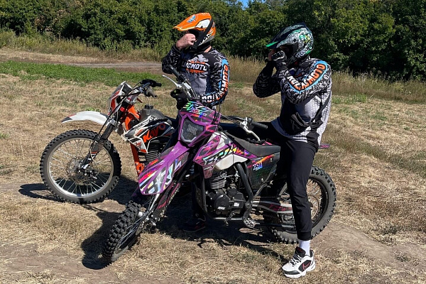 Катание на мотоцикле в Оренбурге. ULTRA ПОДАРКИ. Купить катание на мотоцикле в Оренбурге. Попробовав езду на мотоциклах, вы получите порцию адреналина и невероятные эмоции. Сервис: UltraPodarki.ru 8 800 505 95 30.. Катание на мотоцикле в Оренбурге, прокат мотоциклов Оренбург, катание на мотоциклах, прокат мотоцикла, езда на мотоцикле Оренбург, езда на мотоцикле, мотопрогулка Оренбург, мотопрогулка, поездки на байке, личный мотоцикл, катание на мотоцикле, мотоциклетный шлем, увлечение поездками на мотоцикле, пристрастие к мотоциклам, сертификат на поездку на мотоцикле, прокатиться на мотоцикле, мото-транспорт, мото-треки, мото-поездки, езда на мотоцикле в Оренбурге, катание на мотоцикле в Оренбурге, мотоклуб в Оренбурге
