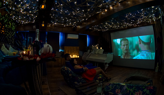 Романтическое свидание в кинотеатре в Оренбурге. Ultra Подарки. Купить романтическое свидание в кинотеатре в Оренбурге. Подарите самым близким незабываемые моменты и признайтесь в искренних чувствах. Сервис UltraPodarki.ru 8-800-505-95-30. Романтическое свидание в кинотеатре в Оренбурге, свидание в Оренбурге, свидание в кинотеатре, сертификат на свидание в кинотеатре, сертификат на свидание в Оренбурге, купить свидание, купить свидание Оренбург, первое свидание, девушка свидание, хороший кинотеатре, романтический кинотеатре, романтический вечер, романтический ужин, романтические любимому, романтическая музыка