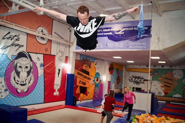  Батутный центр в Оренбурге. Сервис Ultra Подарки. Купить подарочный сертификат в батутный центр, попробуйте прыжки на батуте в Оренбурге. Сервис UltraPodarki.ru 8 (800) 555 95-30.. Батутный центр , батутный центр, батутный центр цены, батутный центр в Оренбурге,  батутный парк, батут прыгать, прыжки +на батуте, батут Оренбург, батут спорт